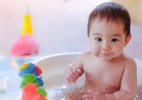 13 Ide Aktivitas untuk Stimulasi Bayi 6 Bulan