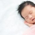 Normalkah Bayi Baru Lahir Tidur Terus? Ini Jawabannya