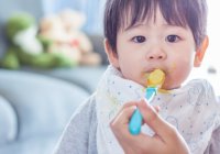 10 Cara Mengatasi Anak 1 Tahun yang Susah Makan