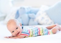 Bayi 4 Bulan Belum Bisa Tengkurap, Bagaimana Stimulasinya?