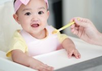 Ketahui Tahapan Tekstur MPASI Bayi Sesuai Usianya