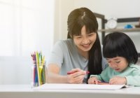 8 Cara Tepat Mengajari Anak Menggambar