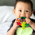 9 Cara Stimulasi untuk Bayi Usia 7 Bulan agar Tumbuh Kembangnya Optimal