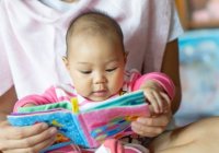 Bolehkah Bayi Usia 4 Bulan Belajar Duduk?