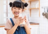 9 Manfaat Susu yang Mengandung Minyak Ikan untuk Anak