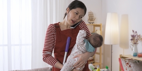 5 Cara Mengatasi Lelahnya Menjadi Seorang Ibu
